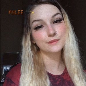 Meet your Posher, Kylee